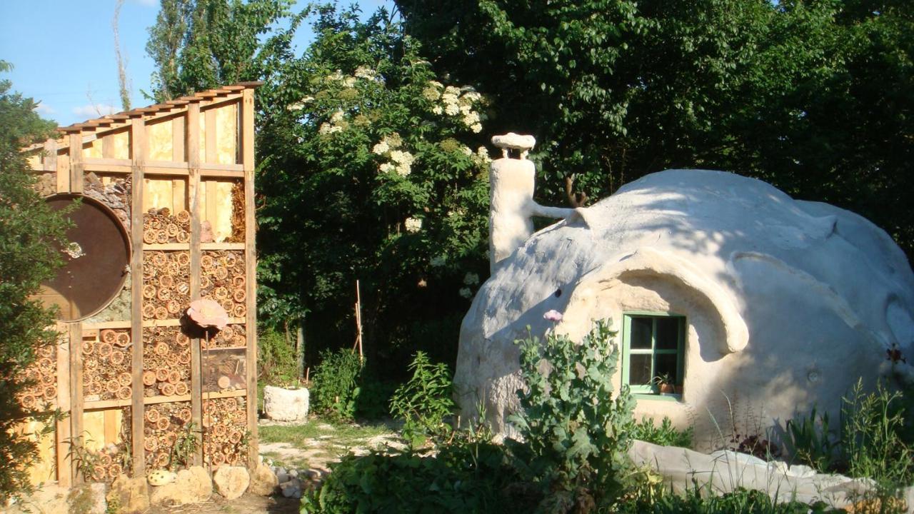 Kerterre Des Gallerands Bessais-le-Fromental Buitenkant foto